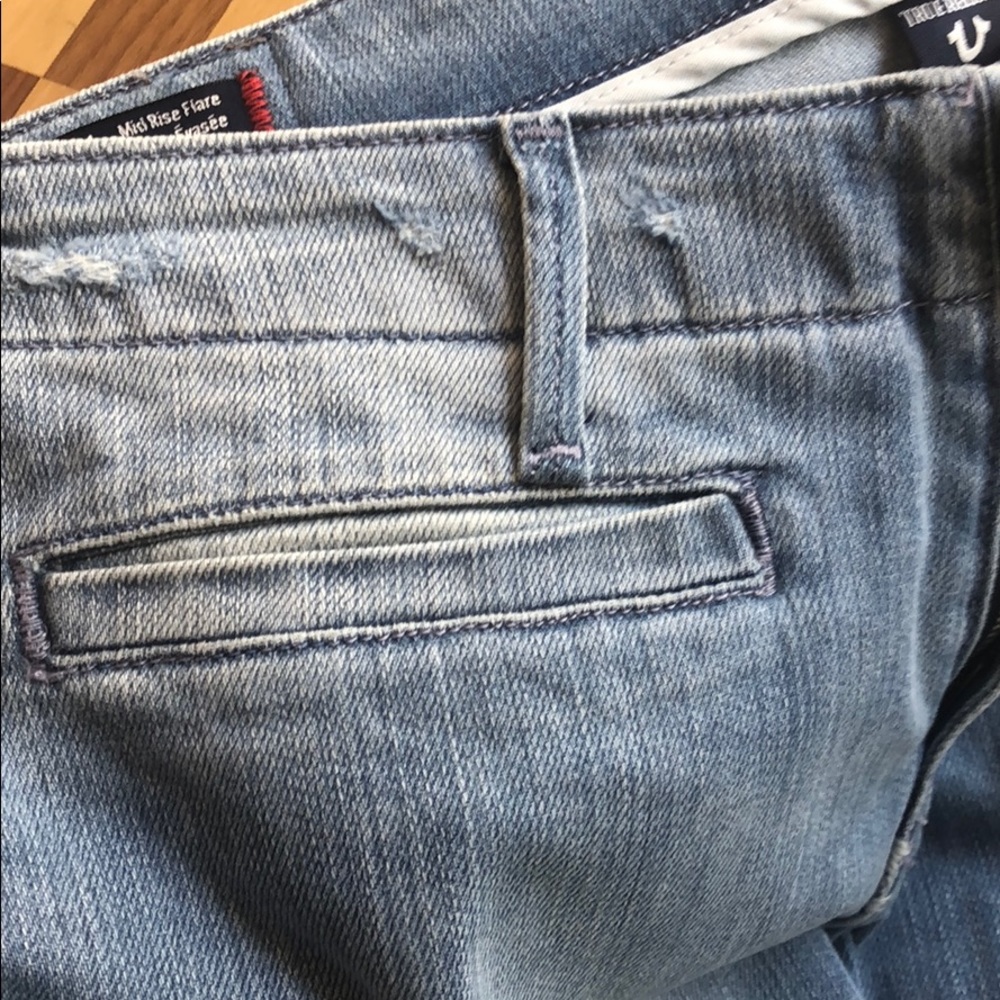 Light wash mid rise flare NWT True Religion jeans